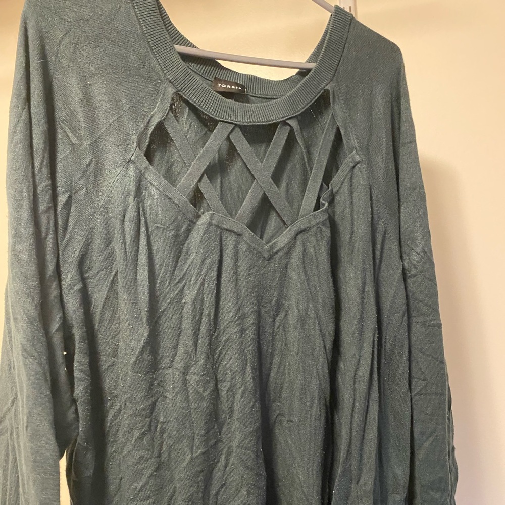 Torrid size 5 lightweight sweater